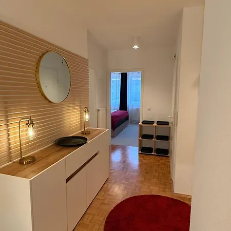 - Am Park Appartement *